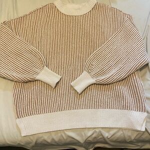 Aerie Beige and White Knit Sweater